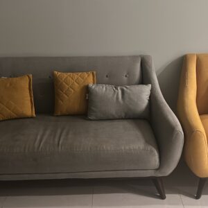 مبل ۷ نفره به همراه میز جلو مبلی و میز عسلی